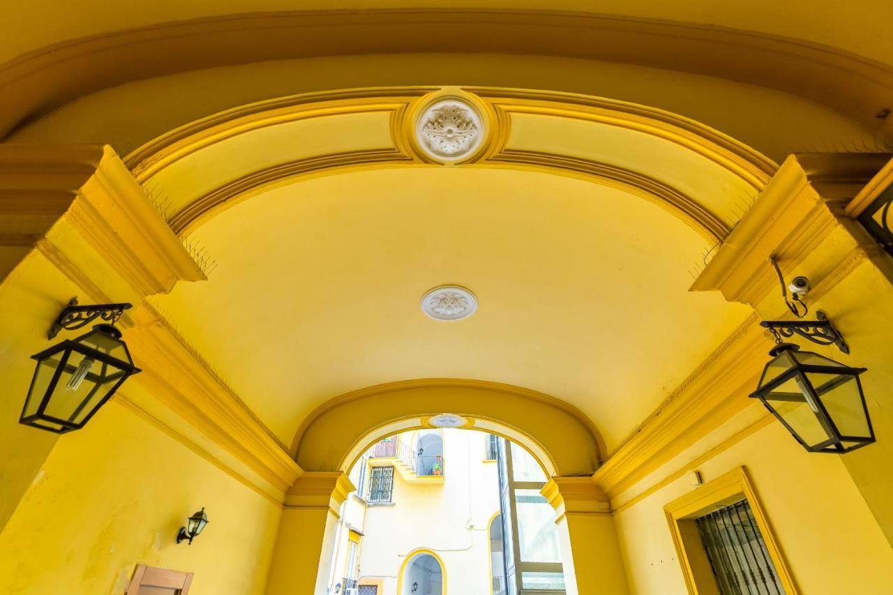 Appartamento A Santa Maria La Nova By Wonderful Italy Неаполь Екстер'єр фото